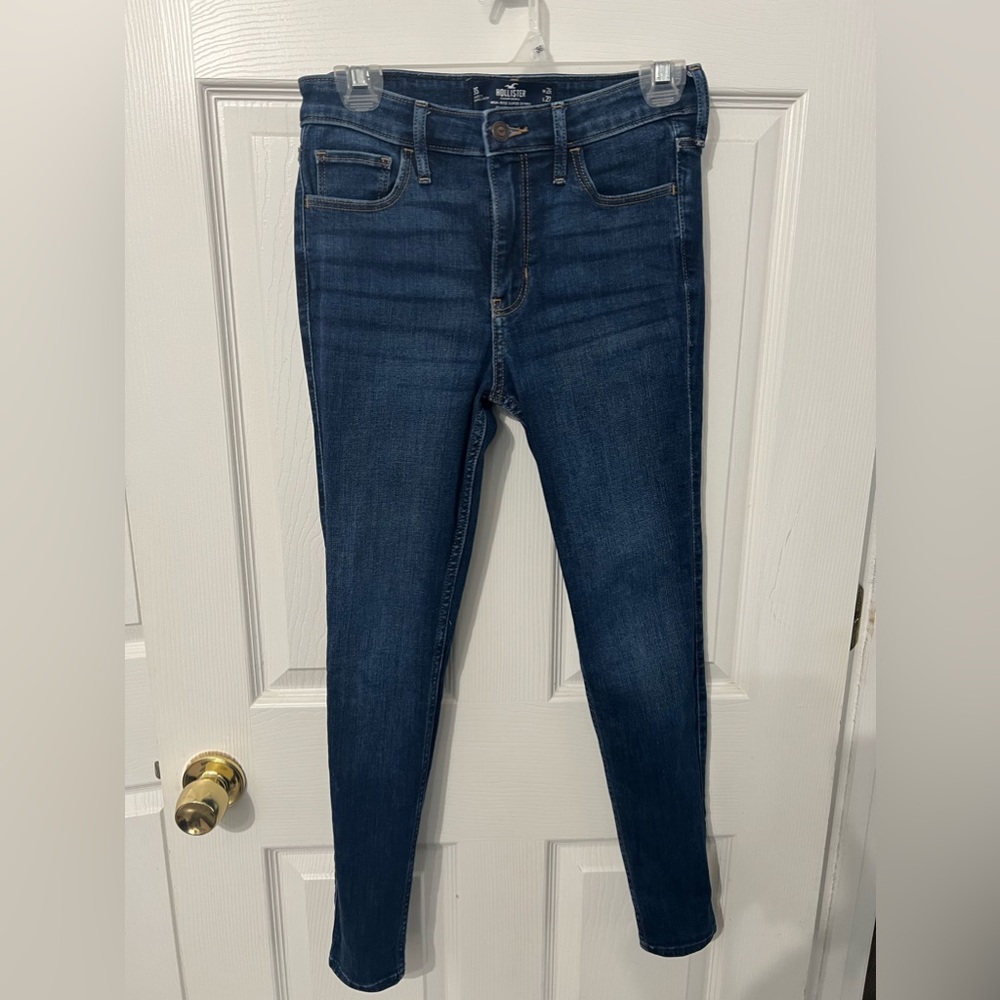 Hollister High Rise Super Skinny Jean Legging